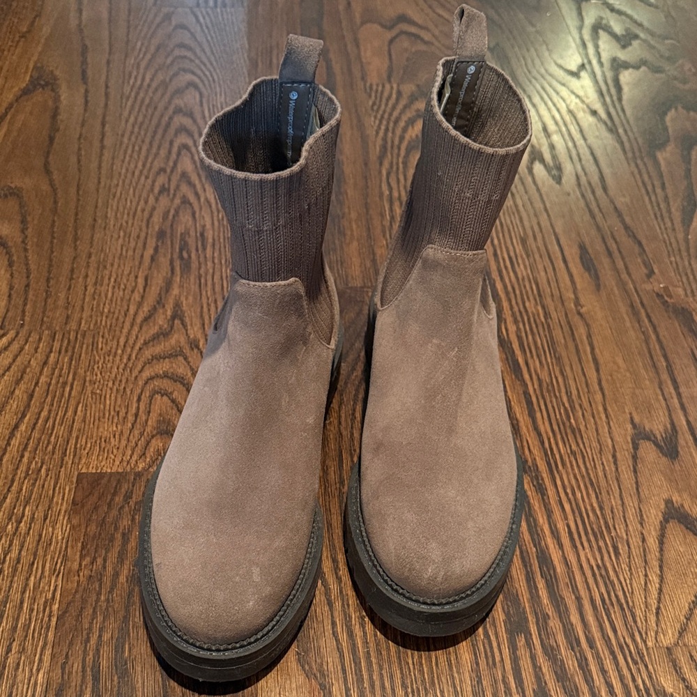 Blondo waterproof suede boots